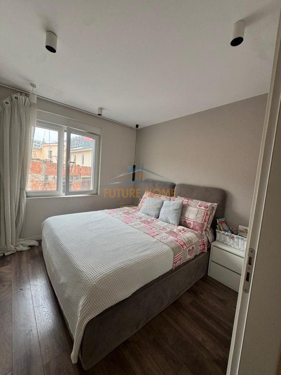 SHES APARTAMENT 3+1+2+GARDEROBE, 21 DHJETORI