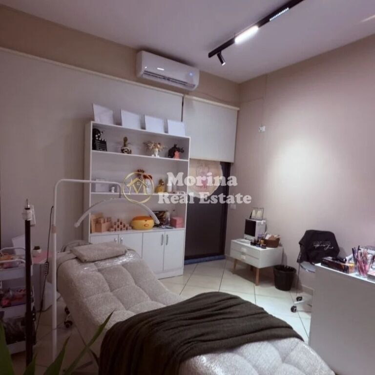 Sale | Business / Hairdresser | Astir | 8500 €