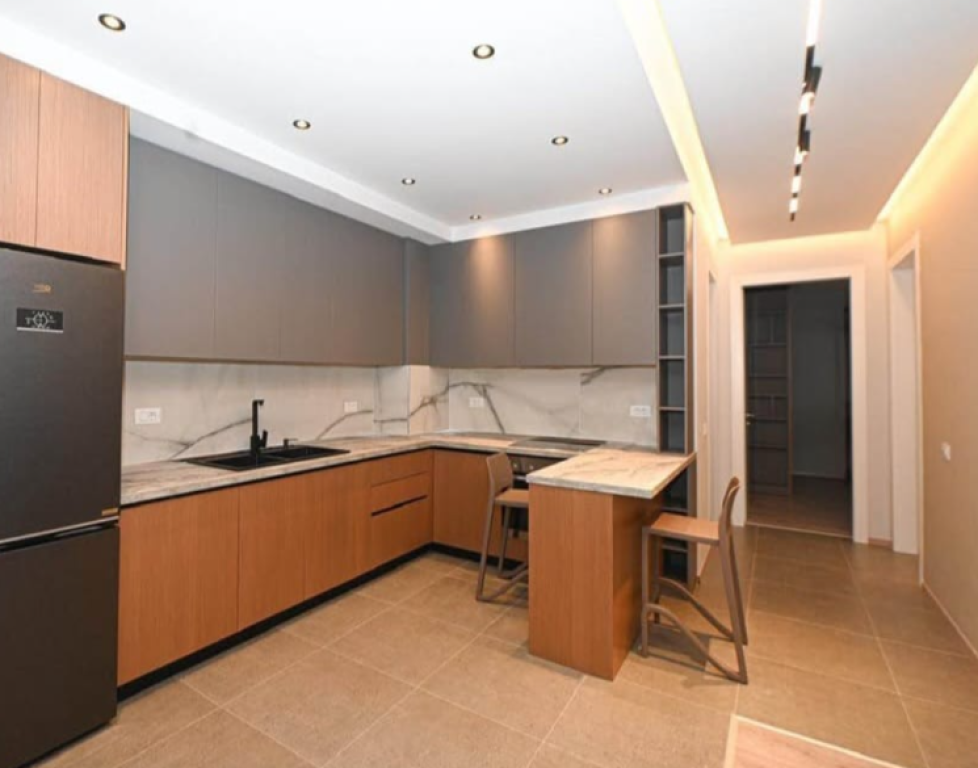 🏢 Affittasi Appartamento 2+1 – Complesso Delijorgji   