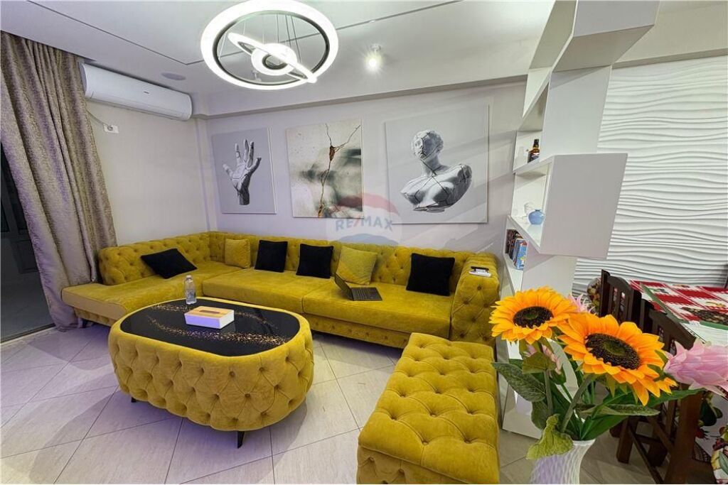 🏡 APARTMENT 1+1 FOR SALE – LUNGOMARE, VLORË