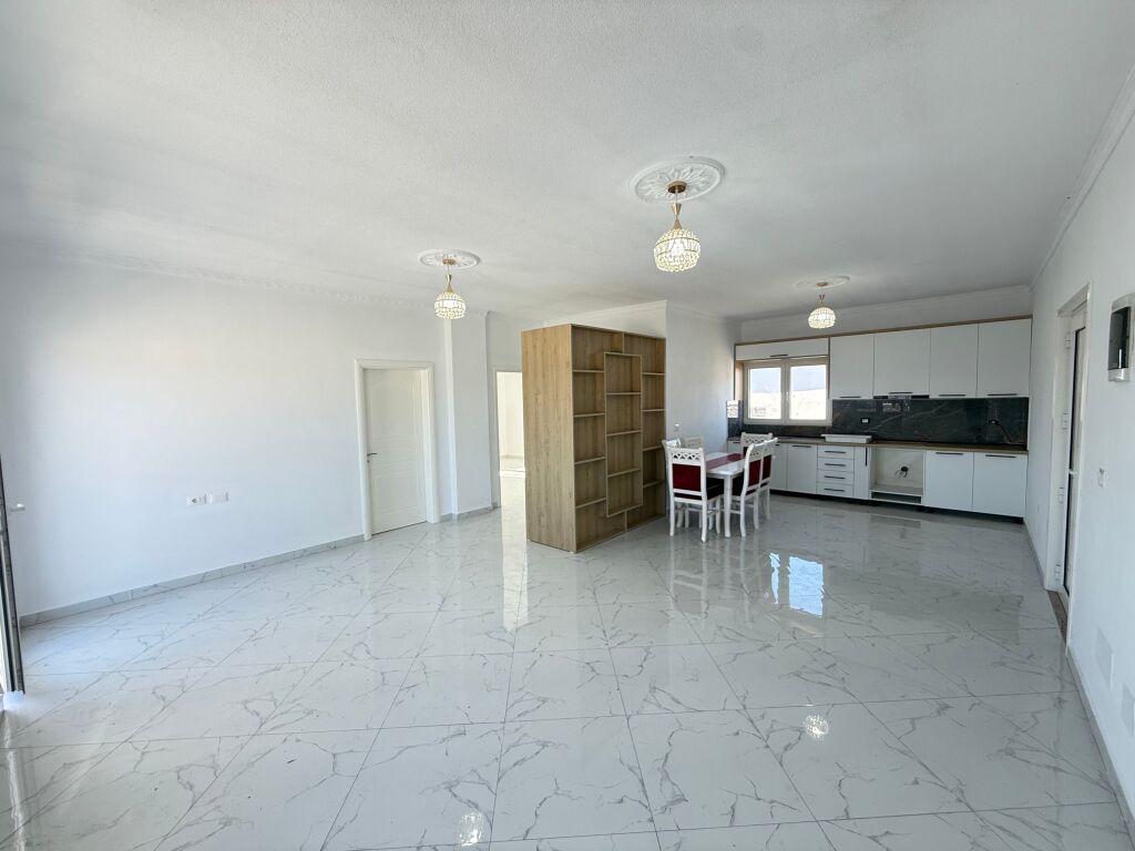 Kat vile me qera prane qendres spitalle