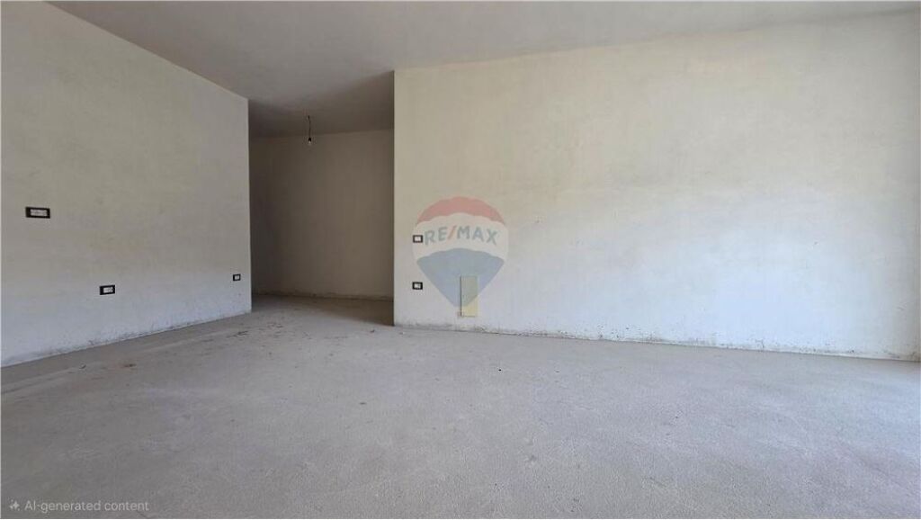 APARTMENT 2+1+2 + GARAGE FOR SALE – LUNGOMARE