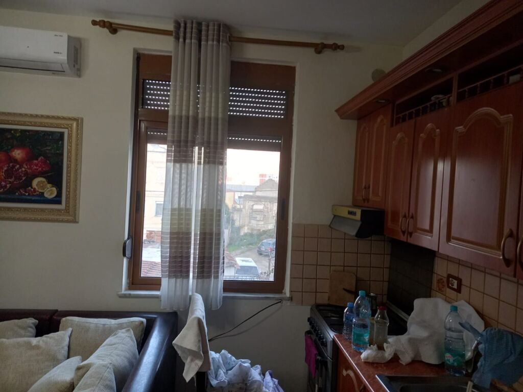 Selite,  at AKU 1+1 for rent 36,000 leke  