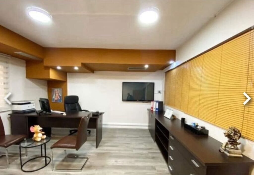 AMBJENT ME QERA - RR. SAMI FRASHERI, PERBALLE SHKOLLES PETRO NINI, BUZE RRUGE KRYESORE,