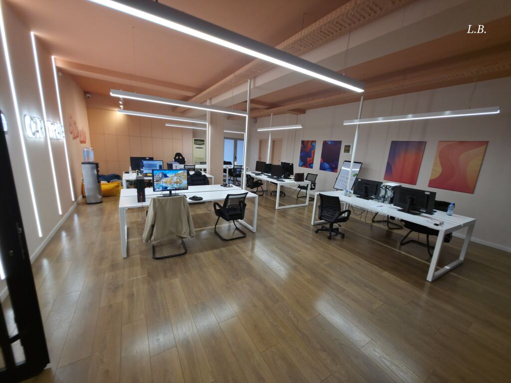 🏢 Office for Rent 220 m²