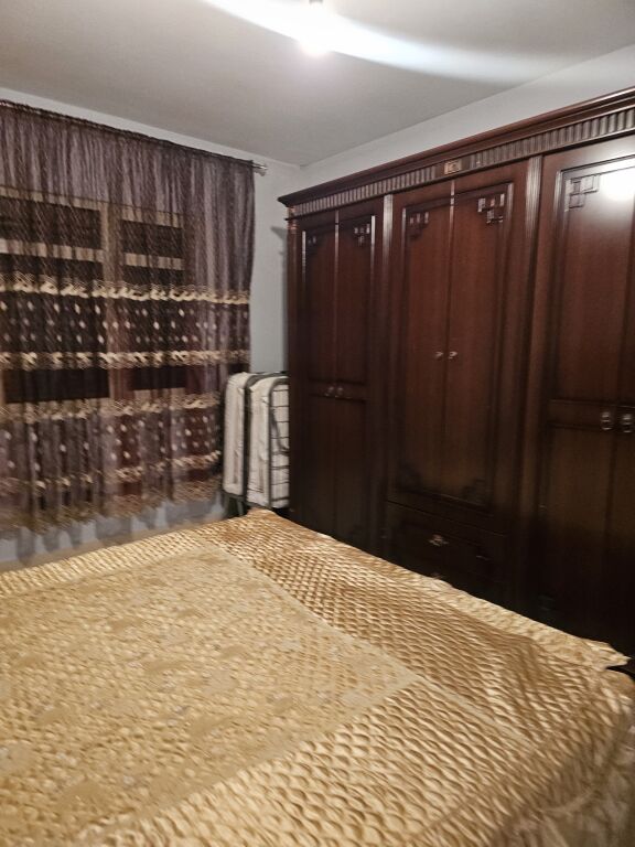 Affittasi 2+1+1 KTHESA E KAMZES MALAZIANI 400 mila lek