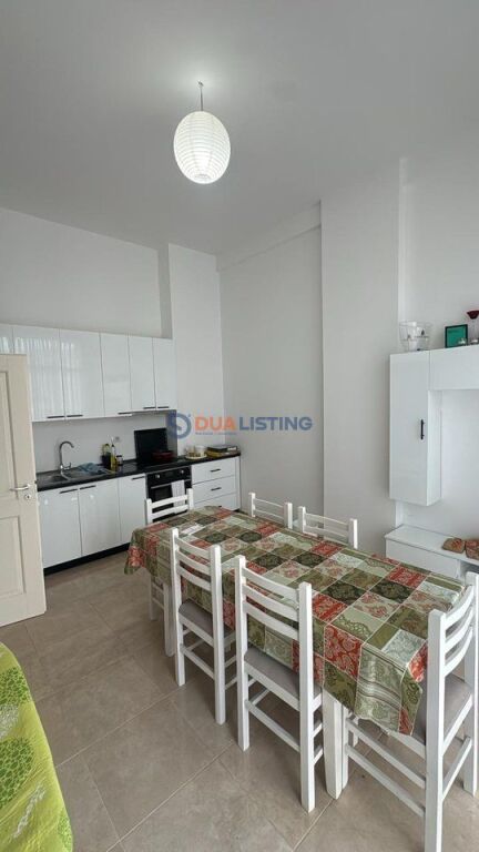 Shitet Apartament 2+1 në Gjirin e Lalzit!