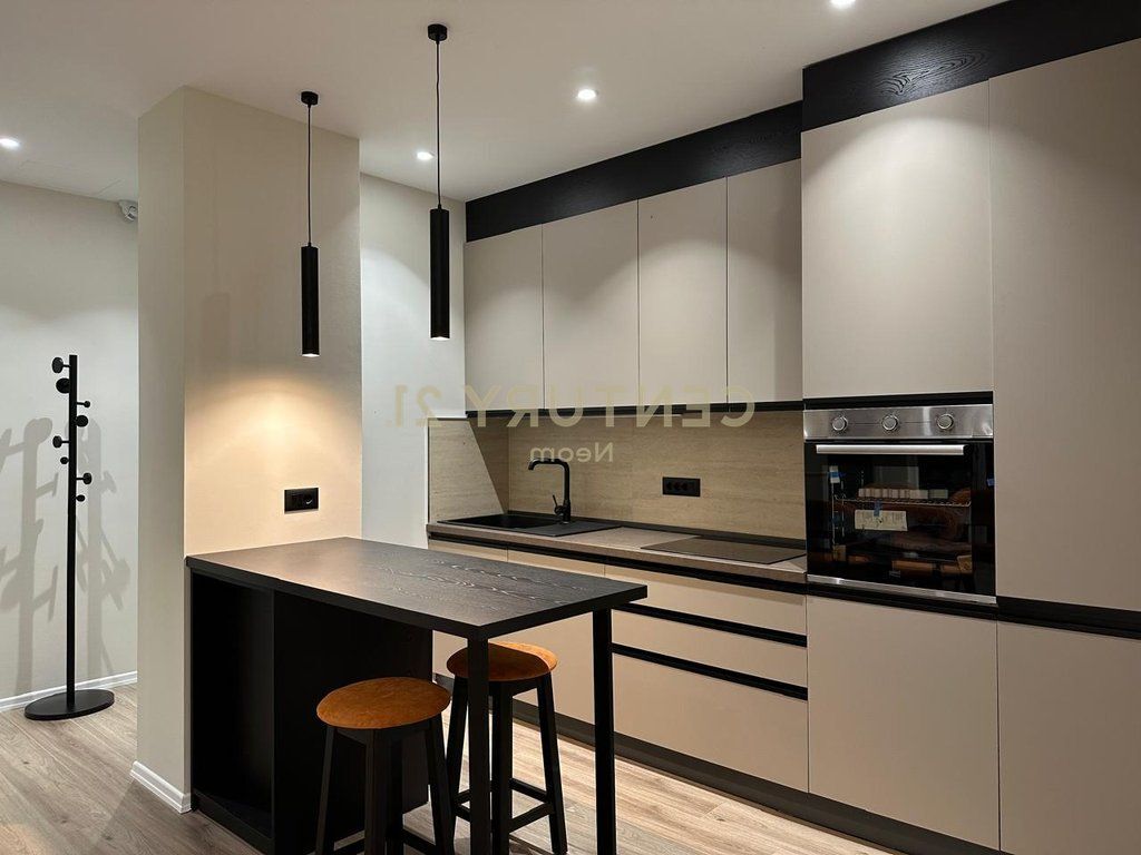 SHITET APARTAMENT 1+1, ISH BLLOKU