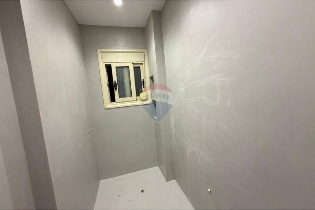 🏡 STUDIO FOR SALE – TIKU &amp; MATO, VLORË