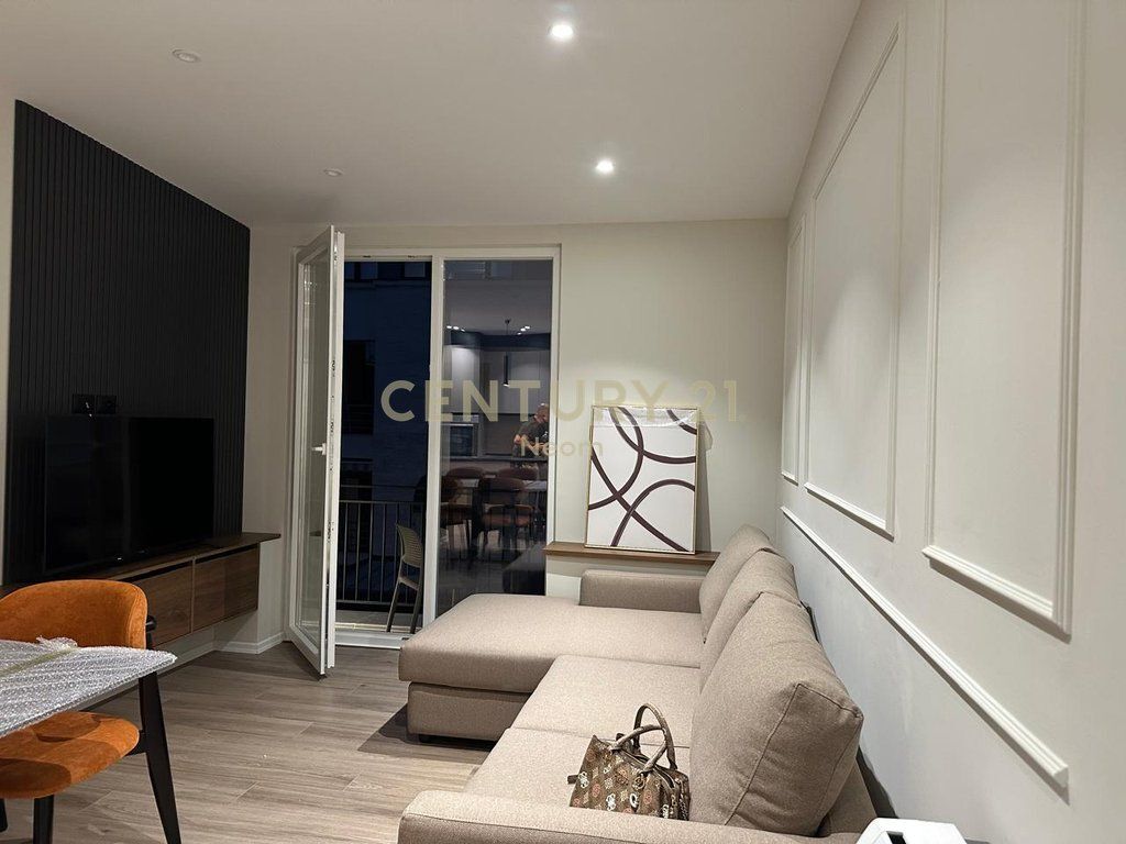 APARTAMENT 1+1 PER SHITJE NE ZONEN E BLLOKUT