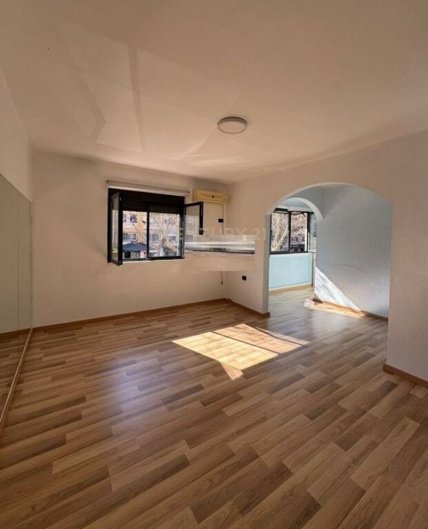 Apartment 1+1 for rent in Ali Demi