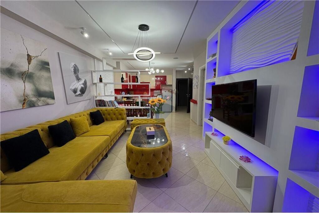 🏡 APARTMENT 1+1 FOR SALE – LUNGOMARE, VLORË