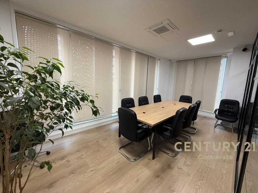 OFFICE FOR RENT 583M² - AT DELIJORGJI