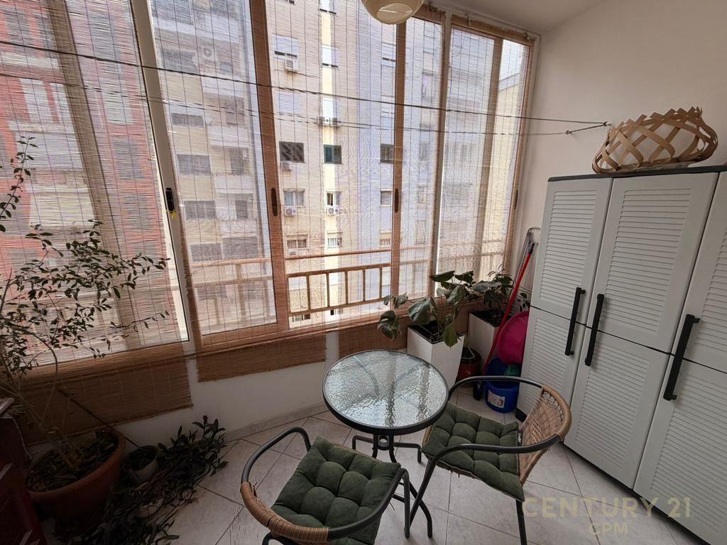 APARTAMENT 1+1 ME QIRA TEK KOMUNA E PARISIT