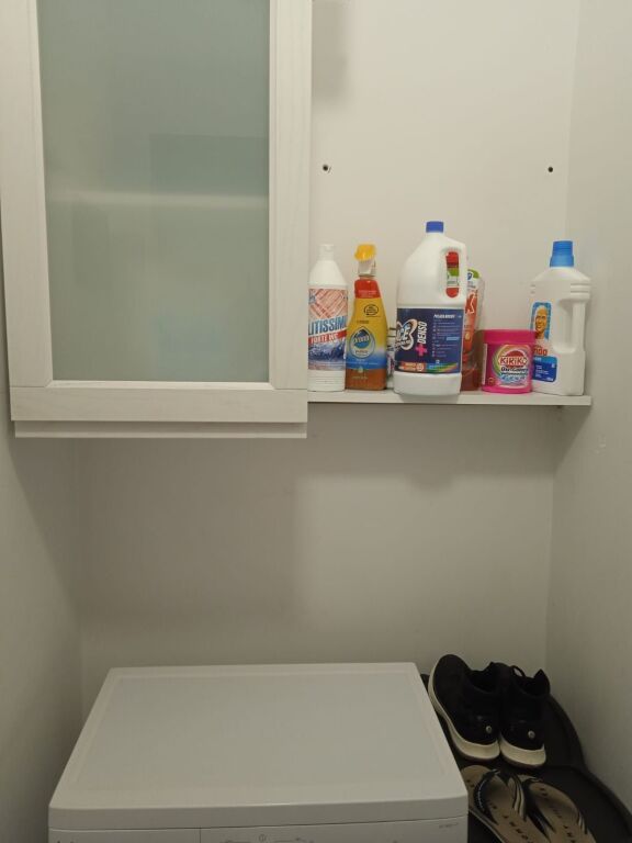 Shitet apartament 2+1+depo 73 m2 buze Bulevardit "Bajram Curri" me pamje nga "Lana"