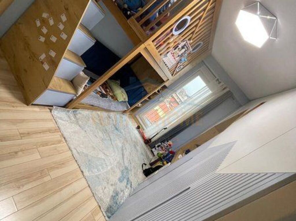 Shitet, Apartament 2+1+2, Qytet Studenti, Tiranë