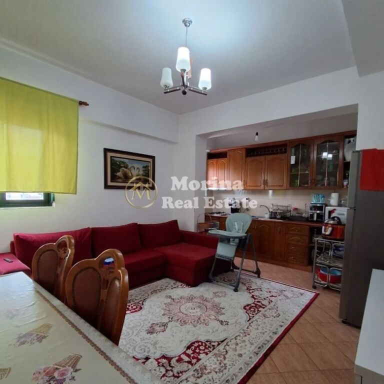 Vendita | Appartamento 2 + 1 | Via Irfan Tomini | 160000 €