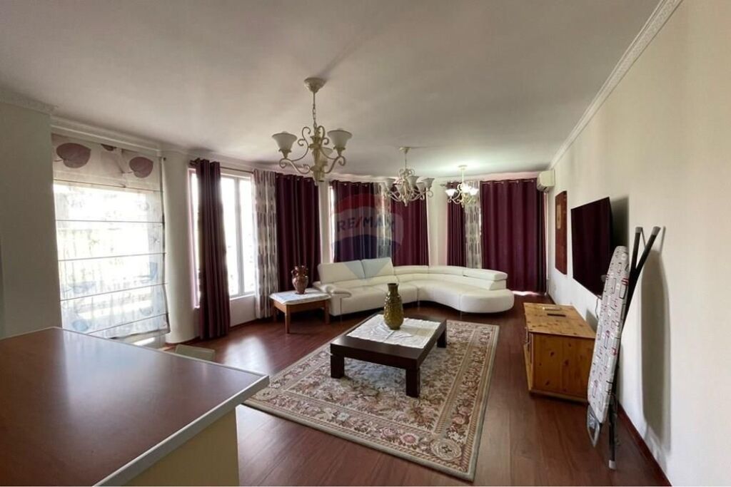 Apartment - For Rent - Zoological Garden, Tirana
