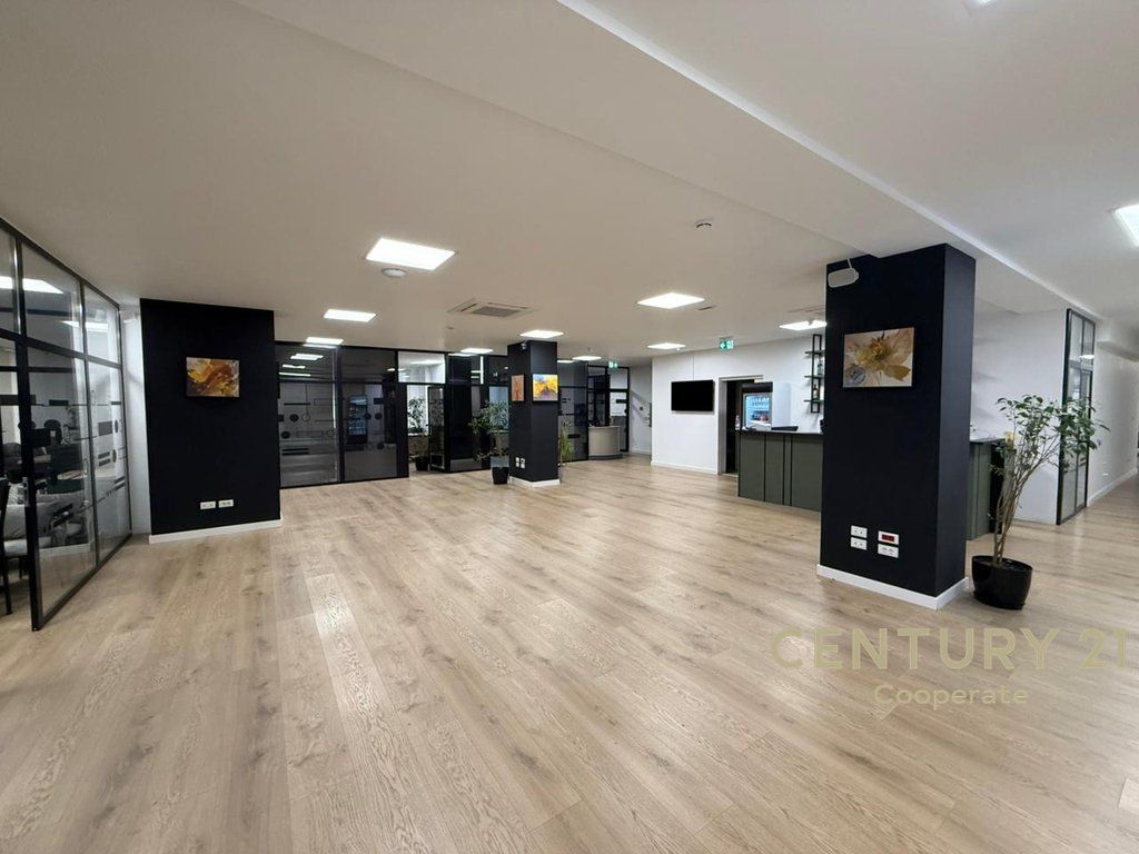 OFFICE FOR RENT 583M² - AT DELIJORGJI