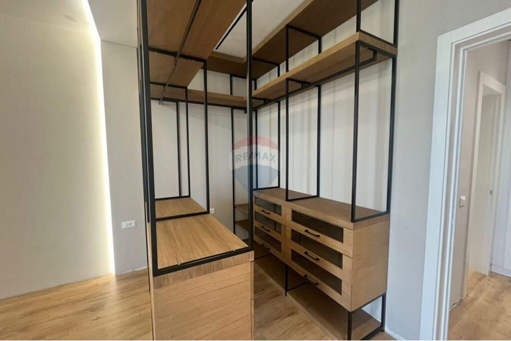 APARTAMENT 2+1+2 PER SHITJE TEK ALTANA