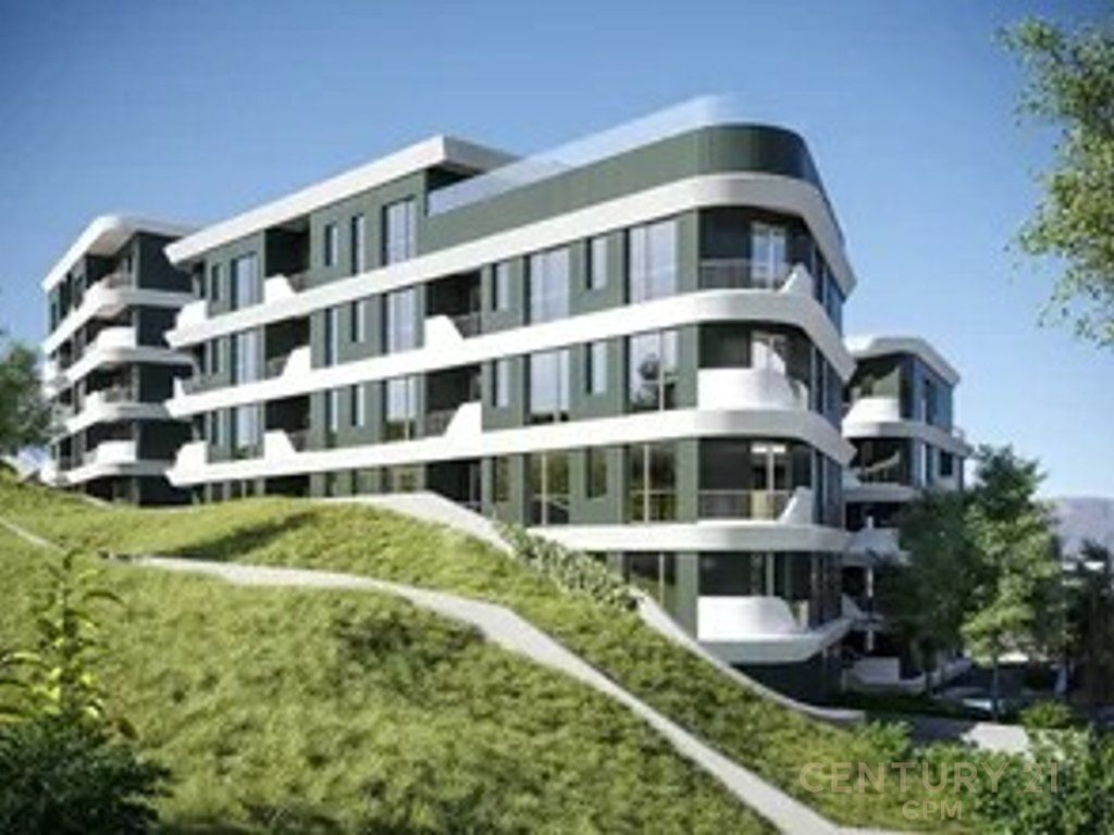 SHITET APARTAMENT 2+1+2 TEK LIQENI I THATE