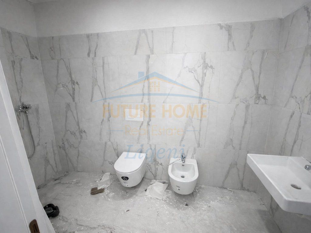 For sale, Apartment 1+1, Sauk, New Tirana Gate, Tirana.