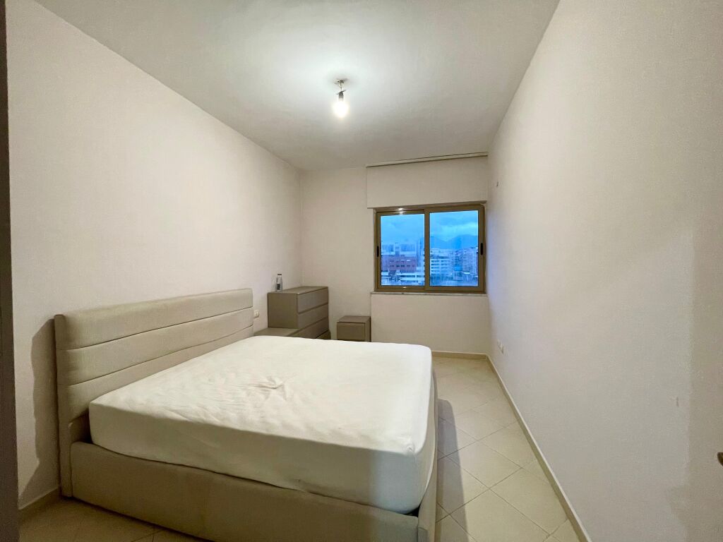 Apartament me qera 2+1+2