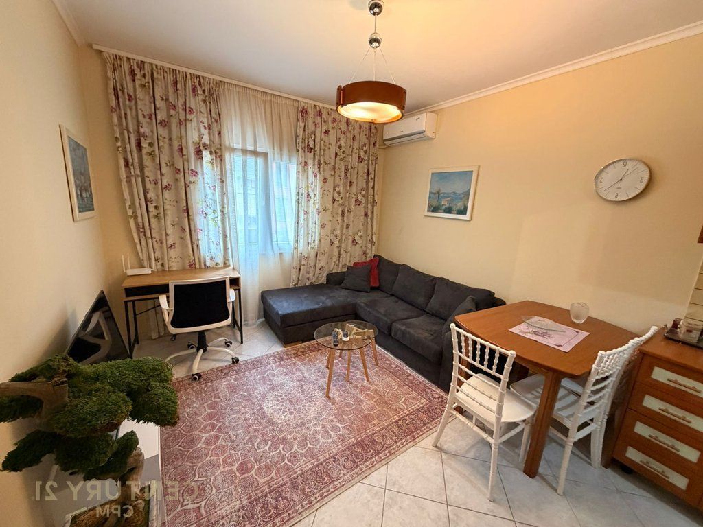 JAPIM APARTAMENT 1+1 ME QERA TEK KOMUNA E PARISIT