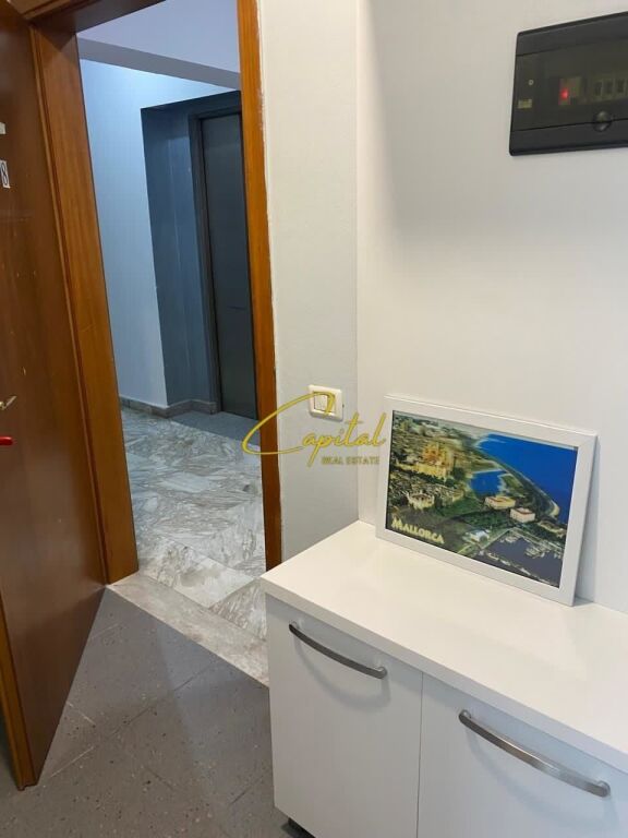 MONOLOCALE IN AFFITTO 35 M2 VIA KAVAJES 49.000 LEKE