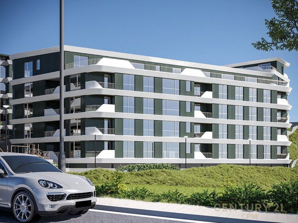 SHITET APARTAMENT 2+1+2 TEK LIQENI I THATE