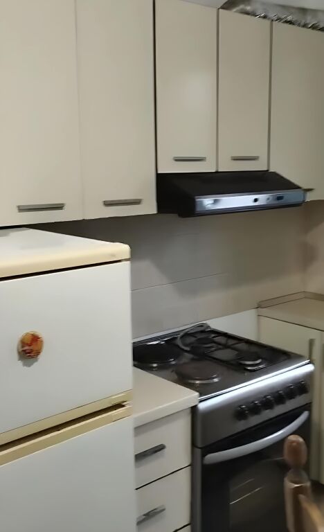 Jepet me Qira apartament 1+1 – Siri Kodra !!