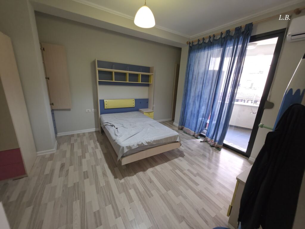 🏡 Appartamento 2+1 in affitto – Comune di Parigi