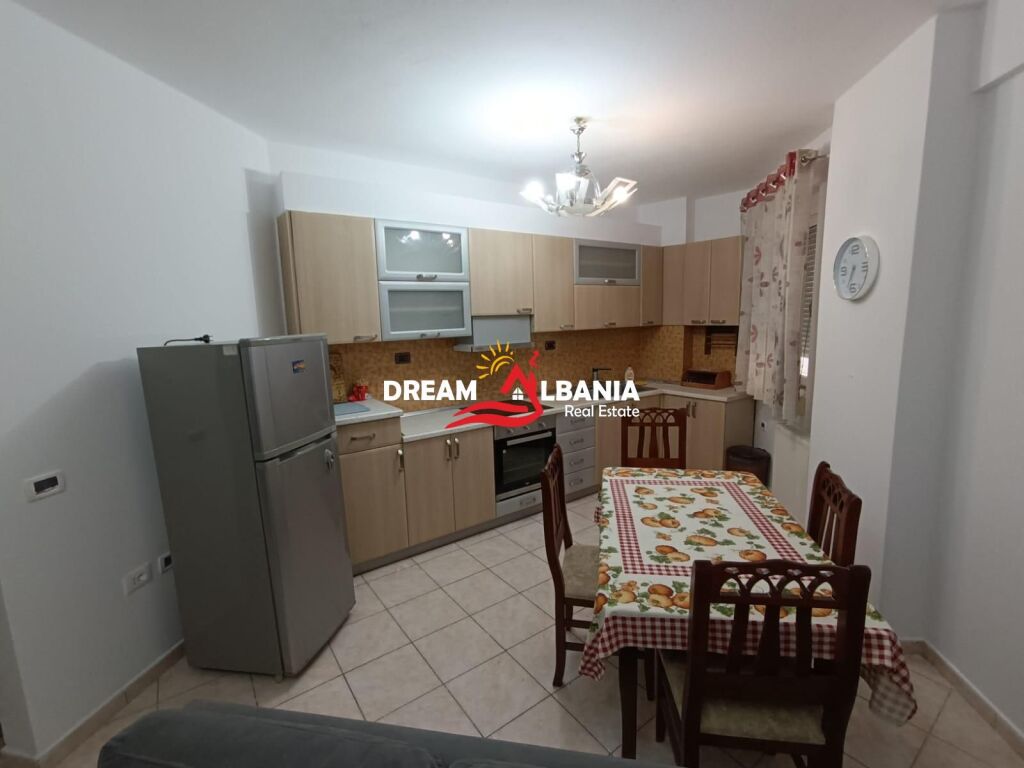 Ambient zyre bosh me qera ne rrugen Lidhja e Prizrenit te Garda, Tirane (ID 42215485)