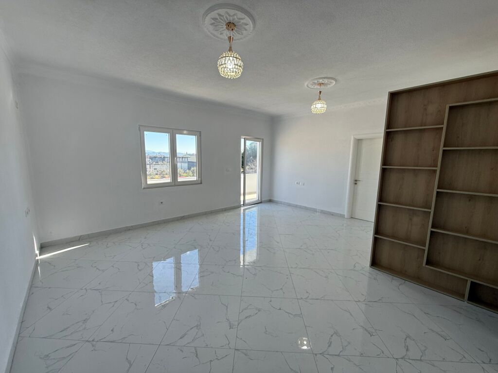 Kat vile me qera prane qendres spitalle