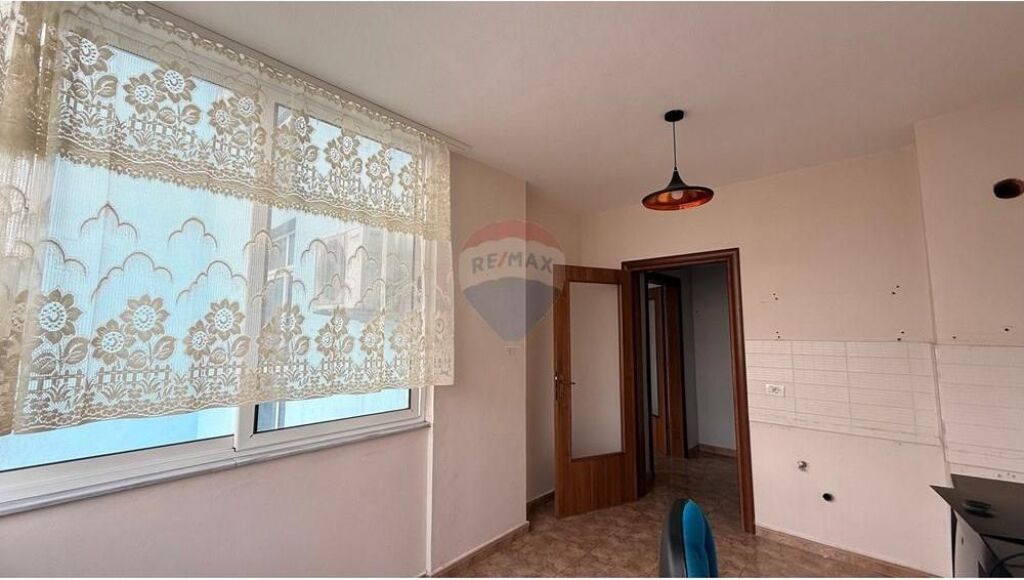 Apartament 1+1 me qira Ish Ekspozita