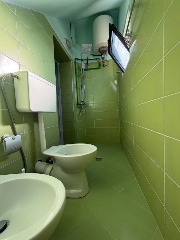 Shtepi me qera 300€