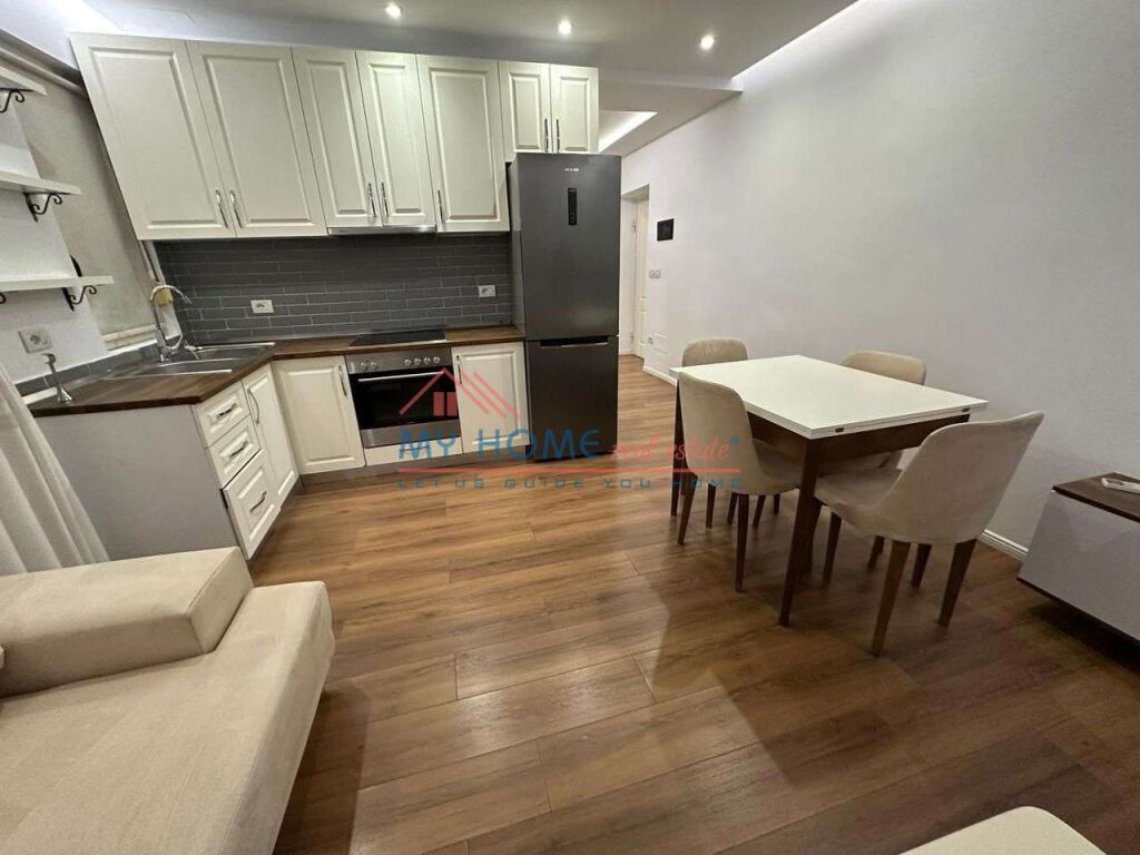 Apartment 1+1 for rent Dibra Street in Tirana