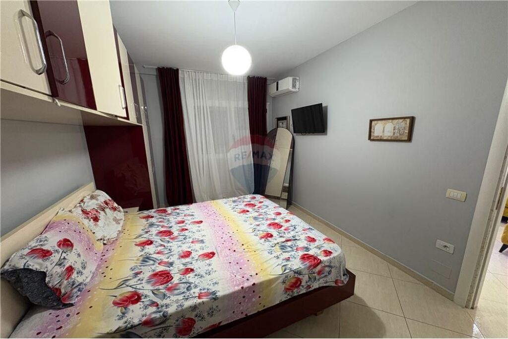 🏡 APARTMENT 1+1 FOR SALE – LUNGOMARE, VLORË