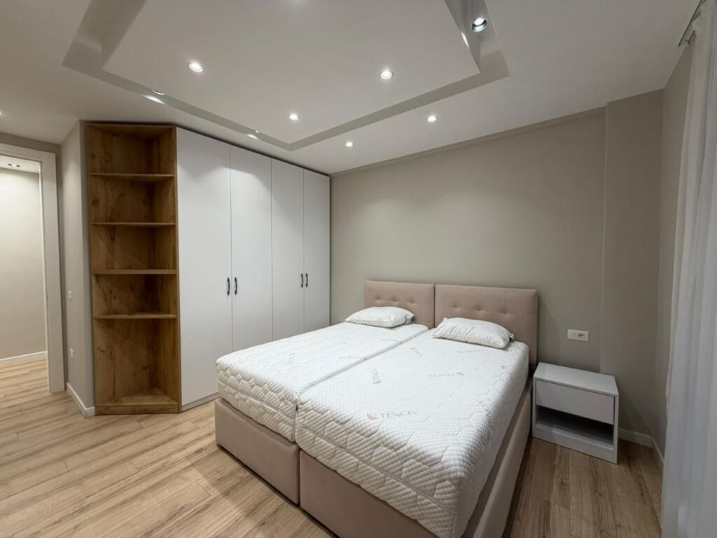 Apartment 3+1+2 Parking is offered for rent at Montesori Schl near the Dry Lake.