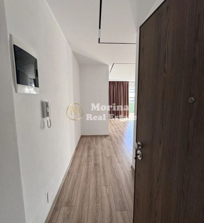 Affitto | Appartamento 2 + 1 | Comune di Parigi | 900 €/mese