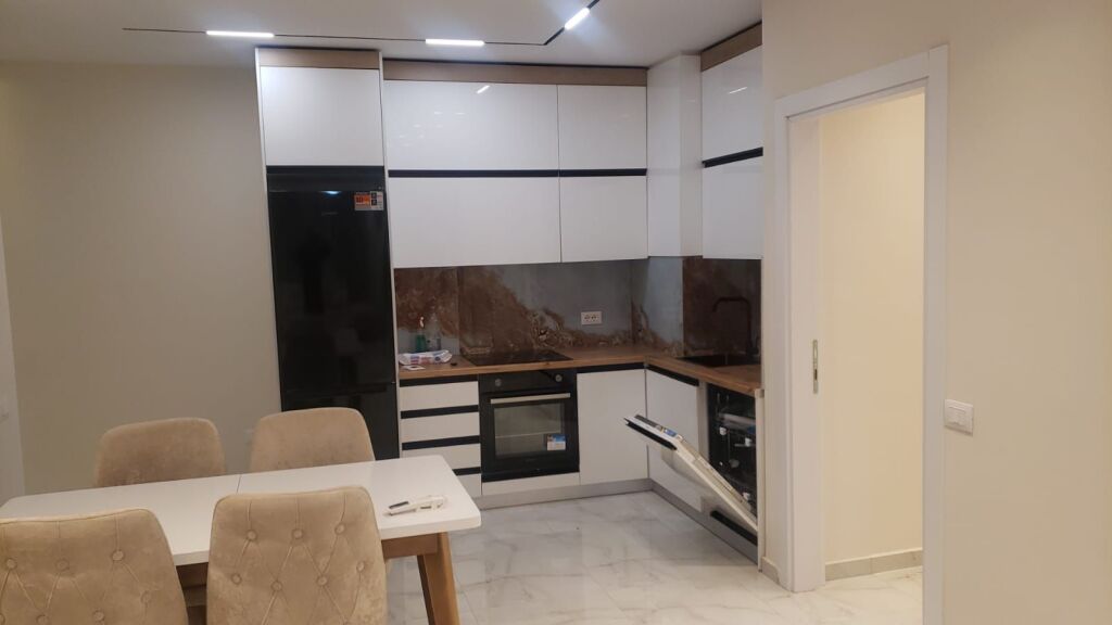 Jepet me qira 1+1 RR. Dritan Hoxha E88