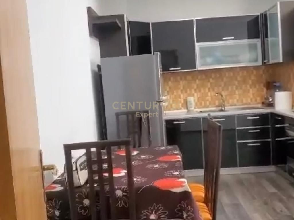 APARTMENT 1+1 FOR RENT AT BRRYLI