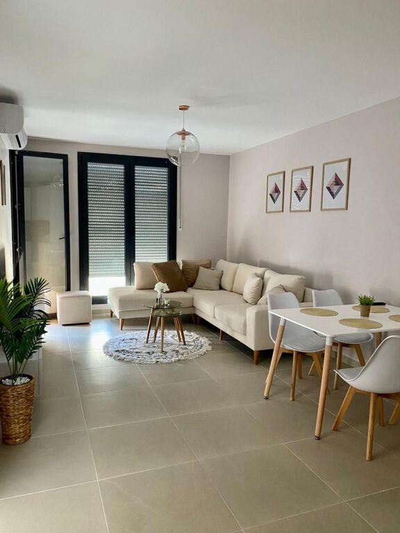 Apartament me qera 1+1 📍Kongresi Manastirit