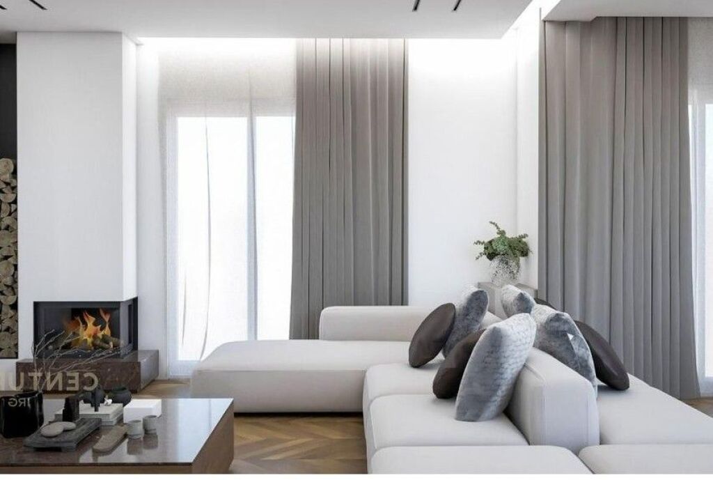 VILLAS AT ROLLING HILLS LAKE