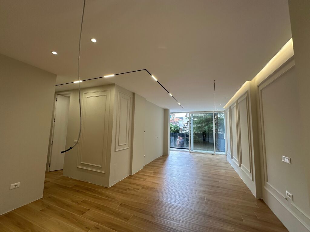 Appartamento 2+1 in vendita presso il Comune di Parigi