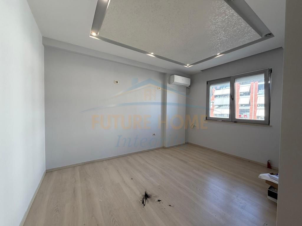 SHES APARTAMENT 3+1+2 TEK RRETHI I ASTIRIT