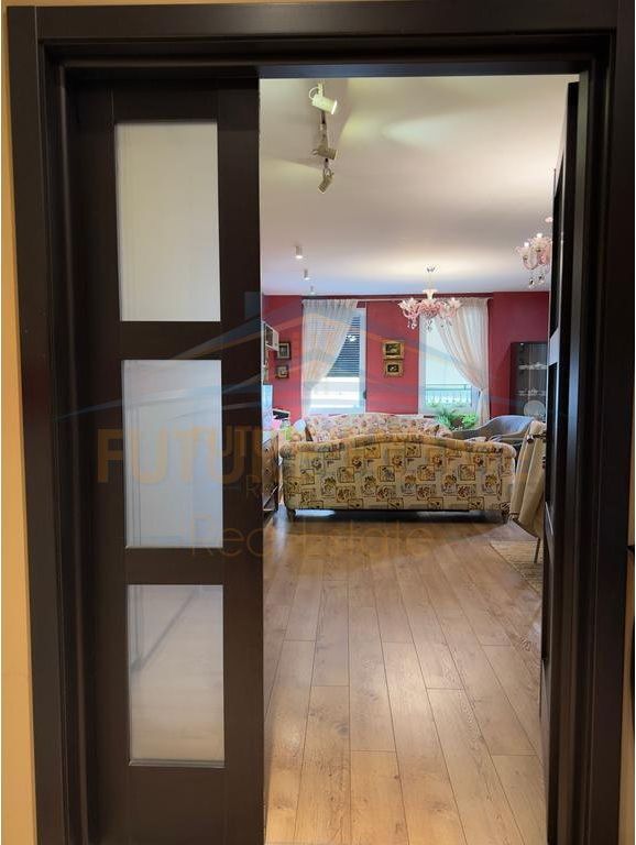 Shitje, Apartament 2+1, Ish Ekspozita