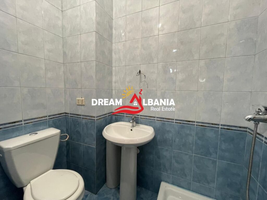 Jepet me qera ambient per zyra tek rruga e Kavajes, prane Garden Building (ID 42214500)