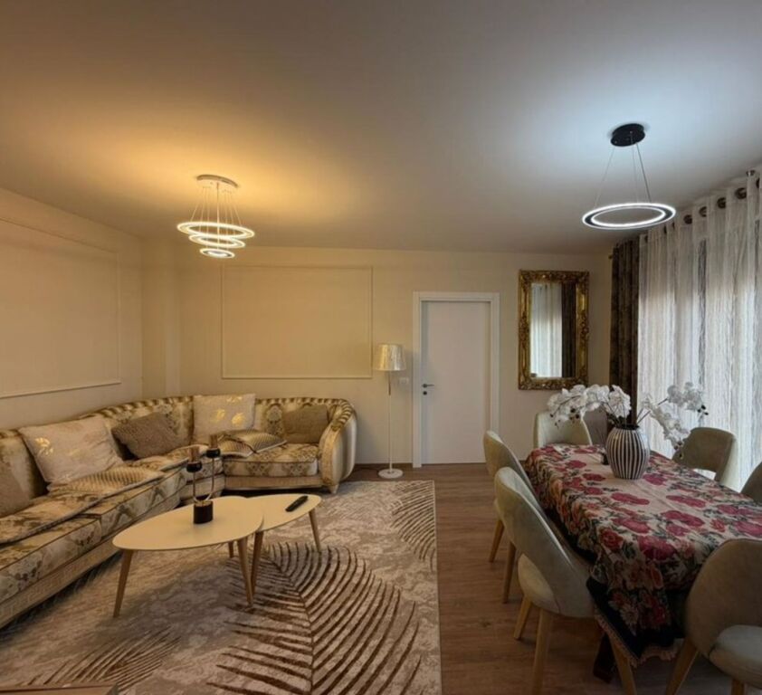 🏡 Apartament 2+1+2 për shitje