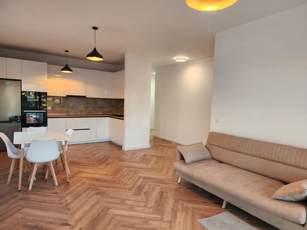 🏠 Jepet me Qera: Apt. 2+1+2 wc &amp; 1 Verand ( 📍Fresk - Muraga ) Sapo investuar || 100% e re ✨️ 500€ / Muaji 💶